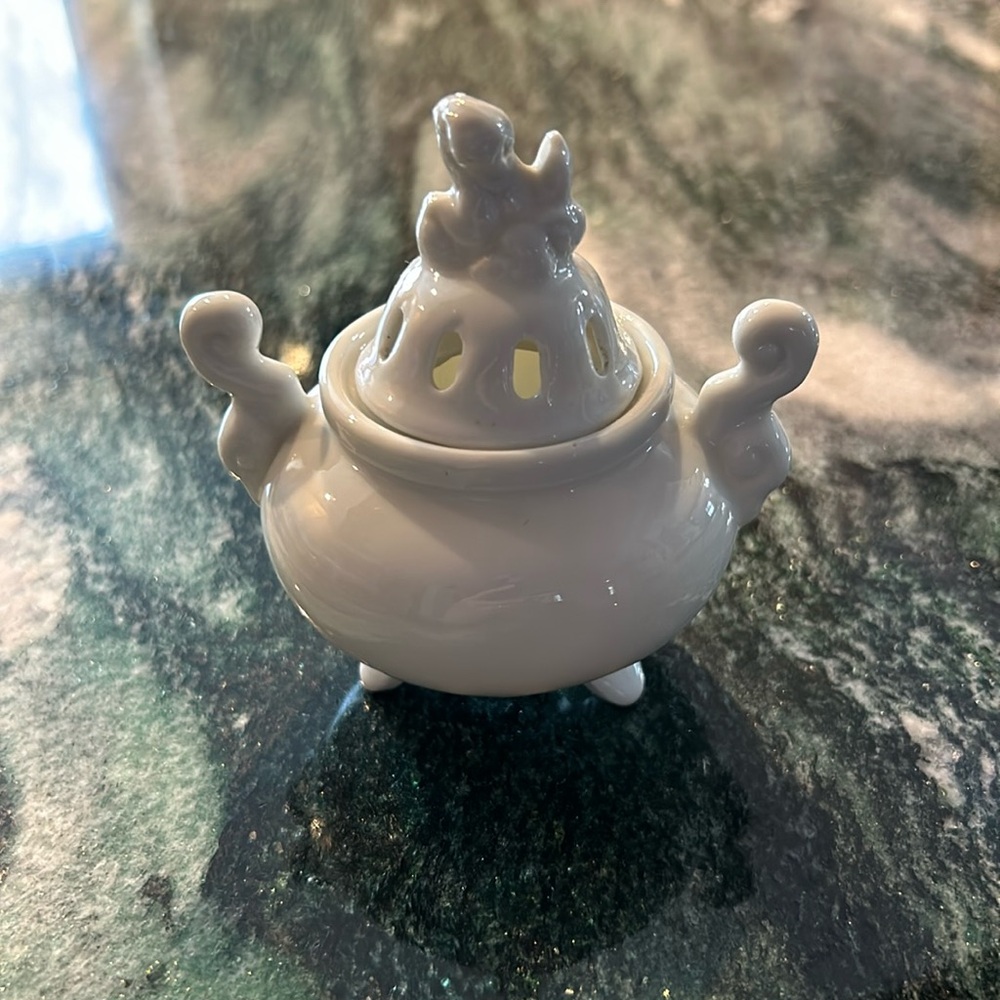 OMC Japan Foo Dog Insence Burner MCM-1960’s